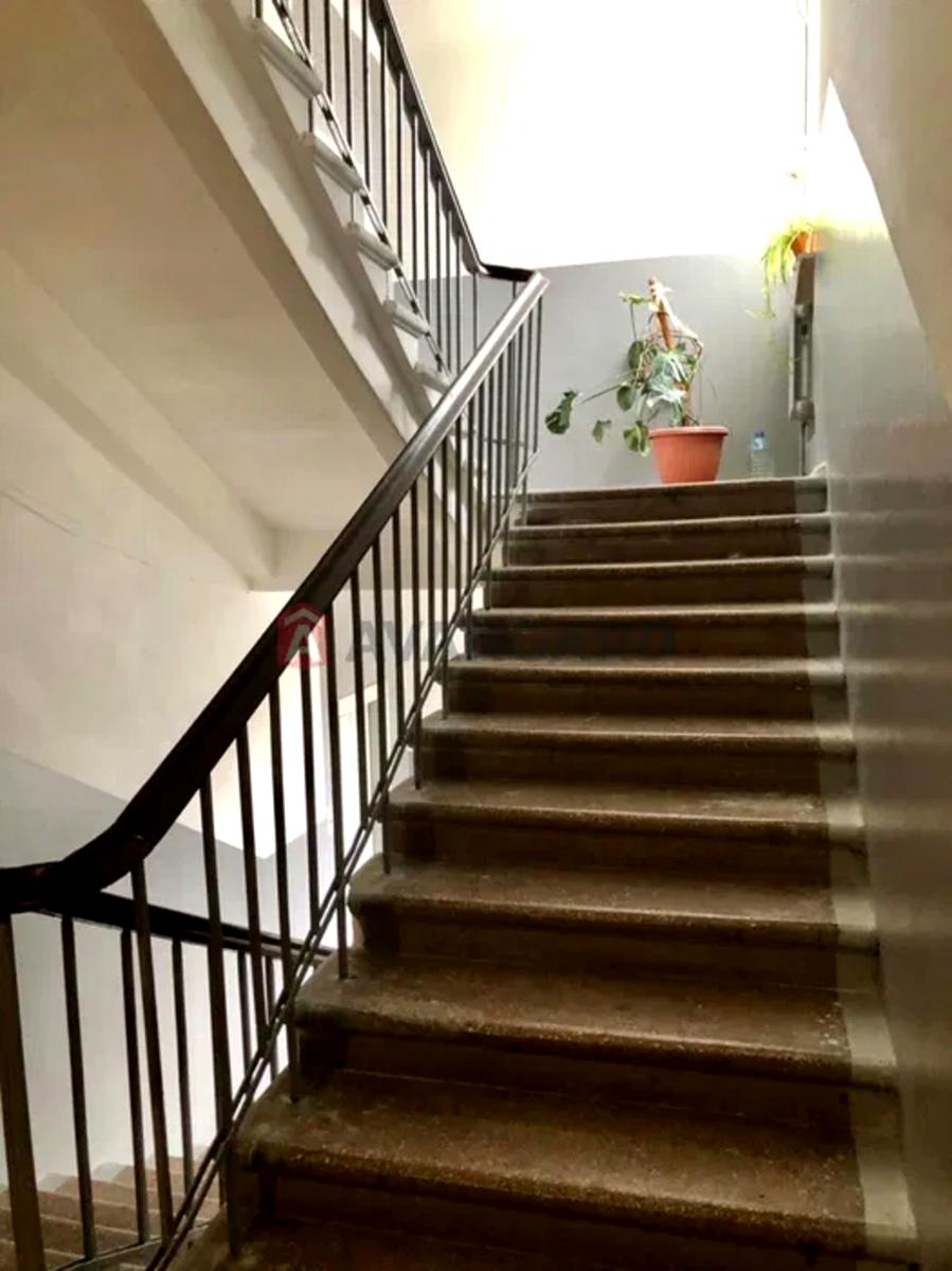 1865834645566622