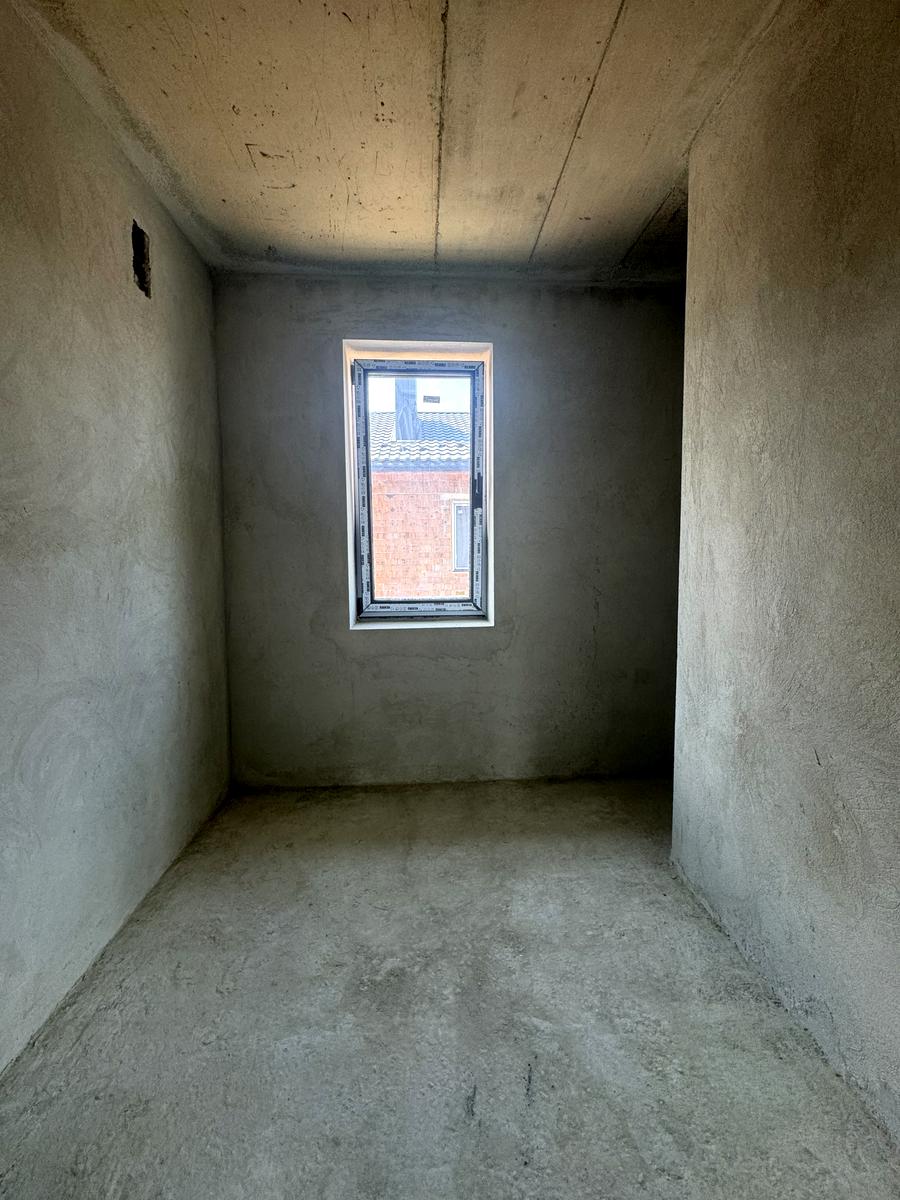 1865877934046781