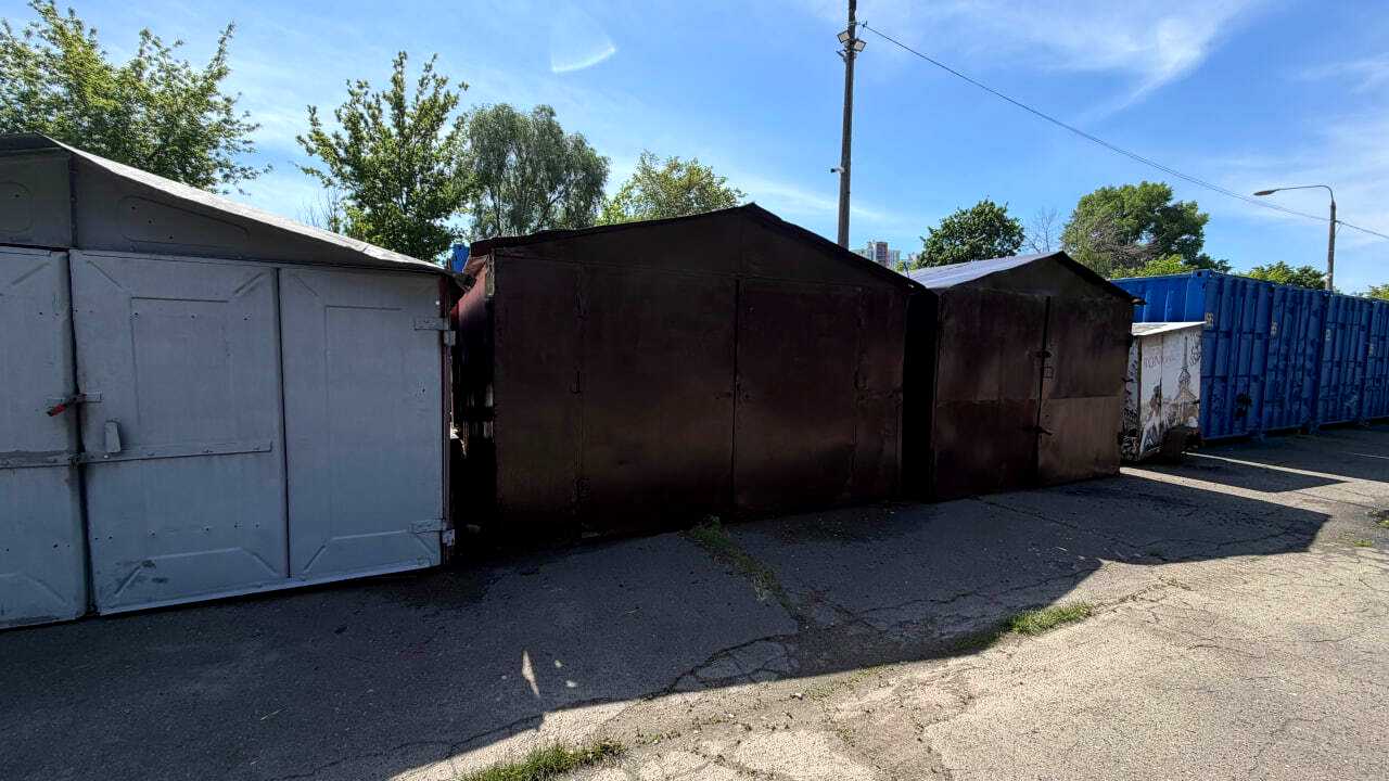 1865878403873120