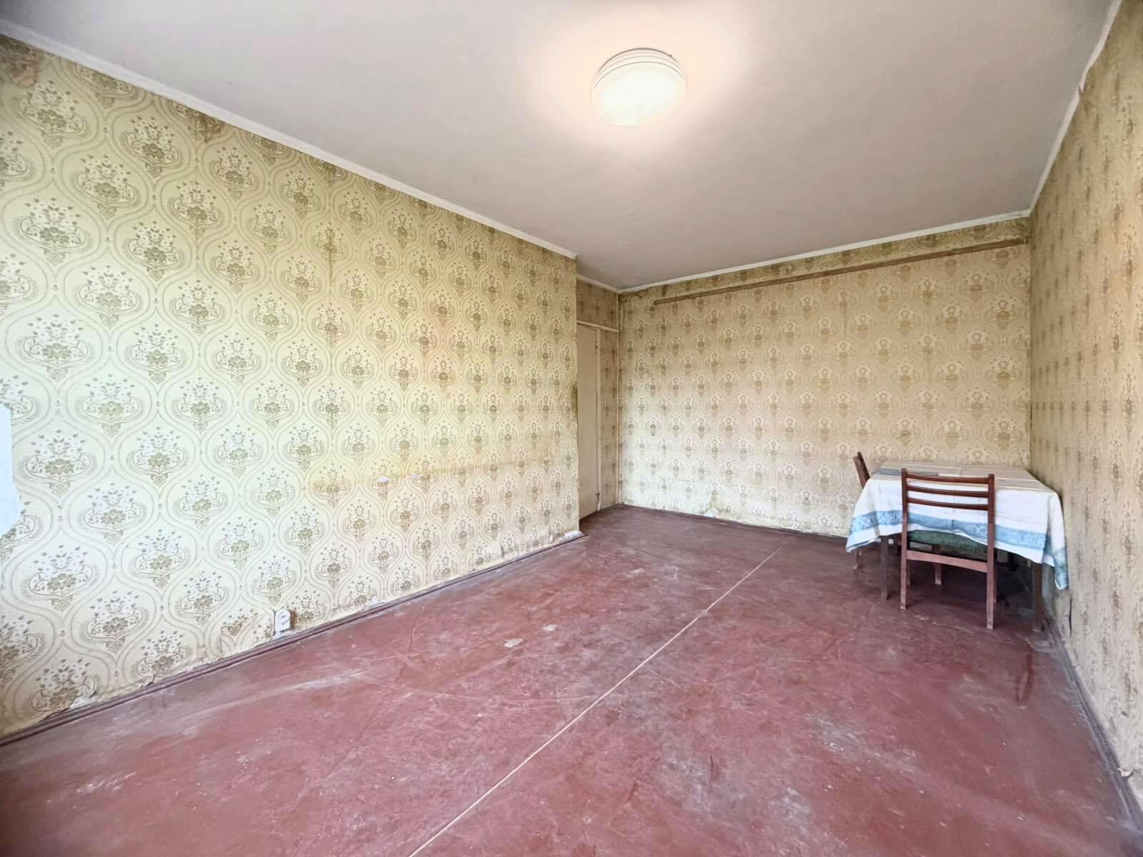 1865881556058354