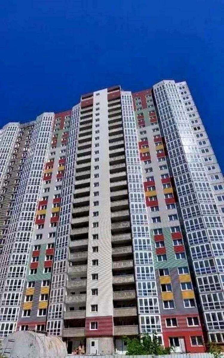 1865883153632629