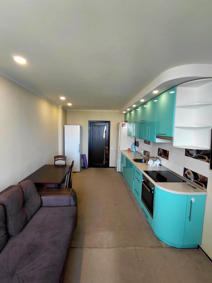 1865883882285229