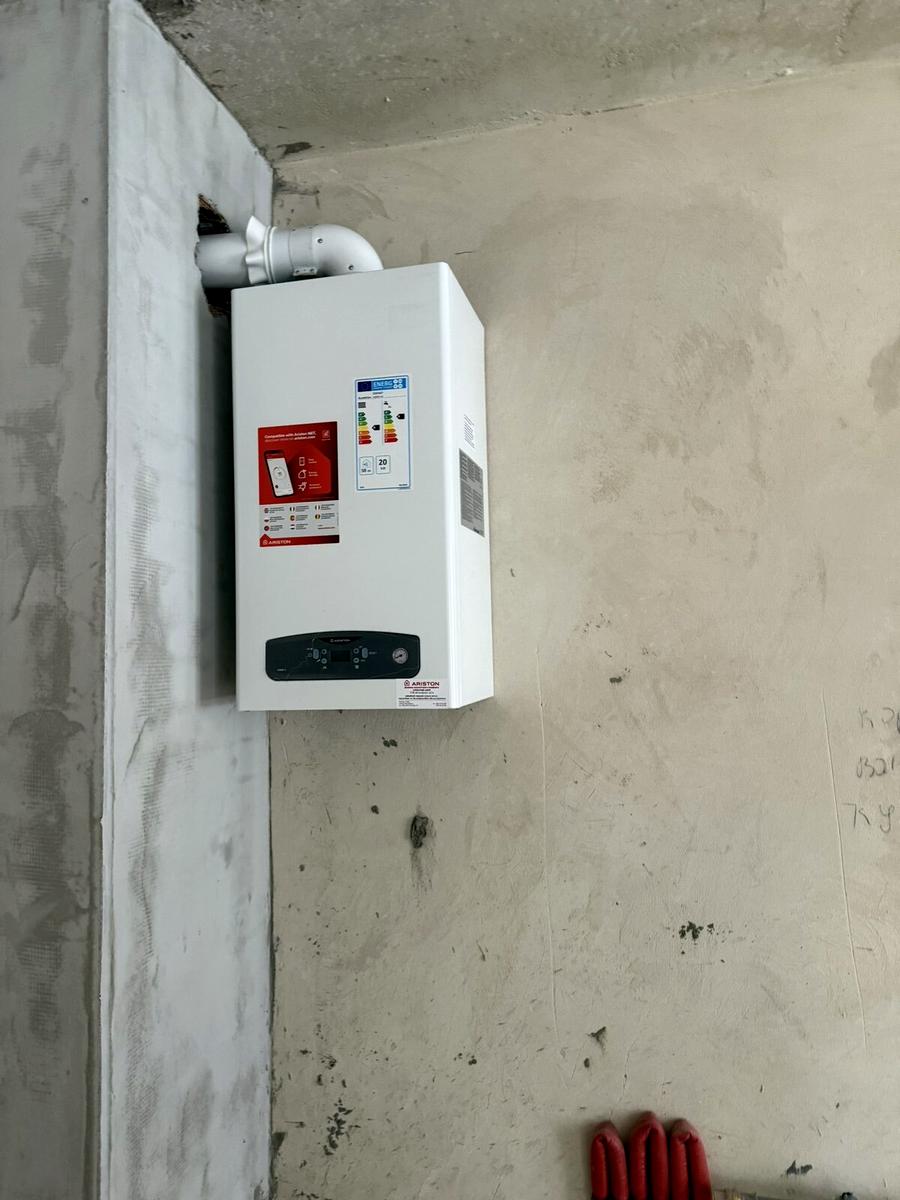 1865884366881061