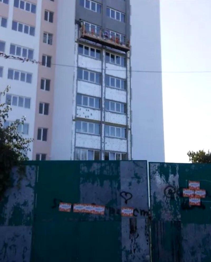 1865884566171421
