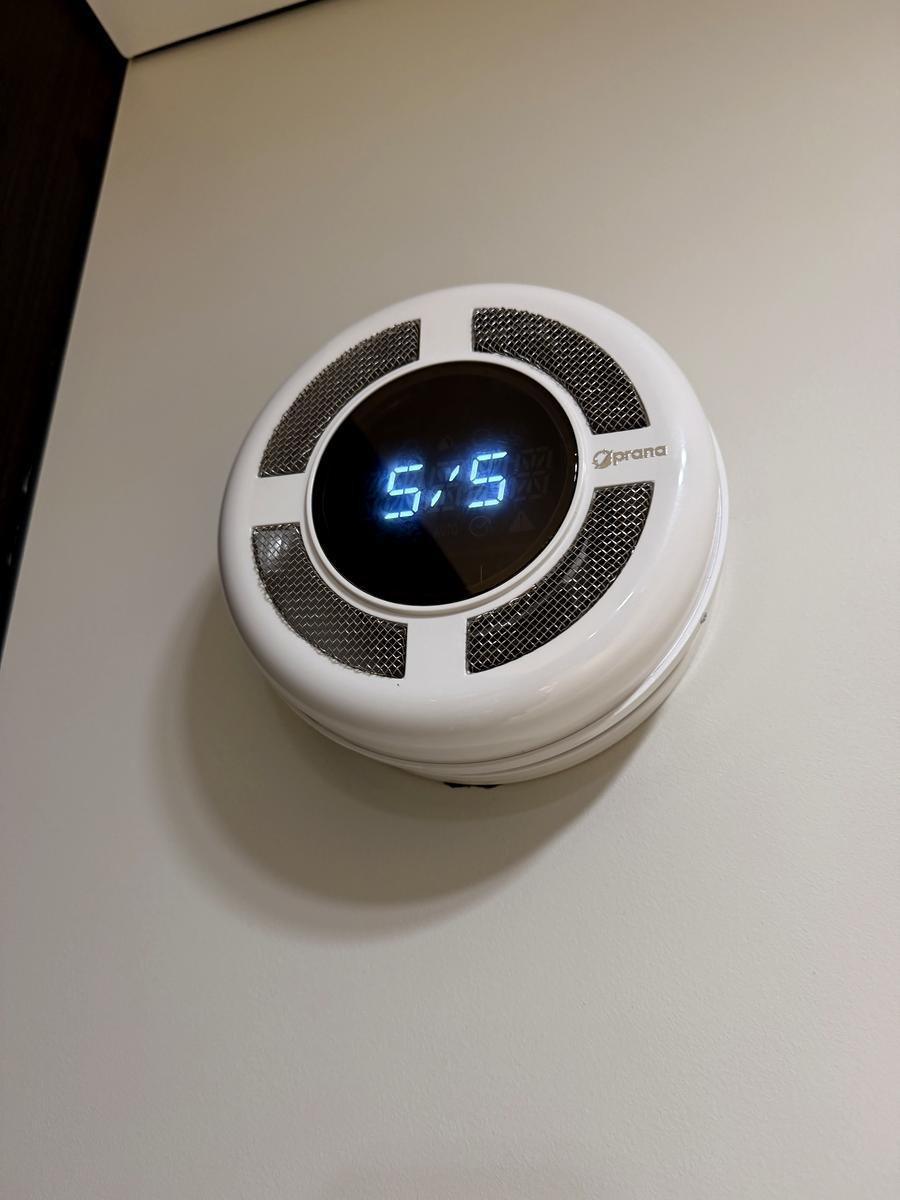 1865885086230659