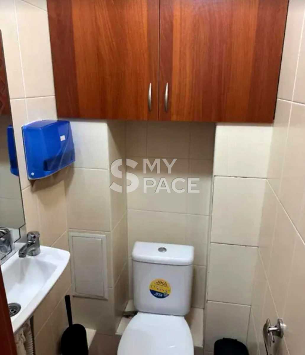 1865886497403204