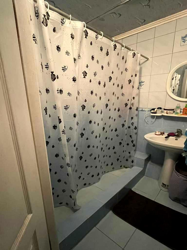1865887418738800