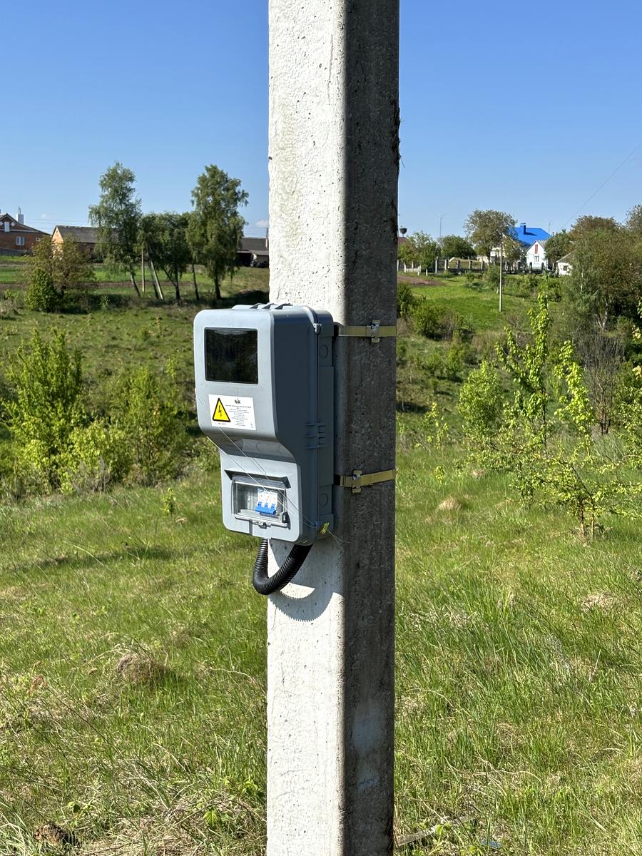 1865889100756752