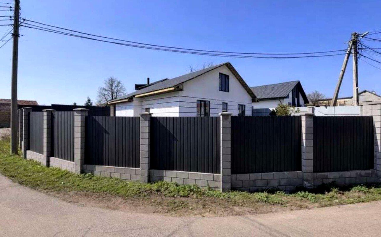 Дом по адресу ул. Железнодорожников (площадь 170 м²) - imageAlt 4 Дом по адресу ул. Железнодорожников (площадь 170 м²) - Atlanta.ua - imageAlt 4