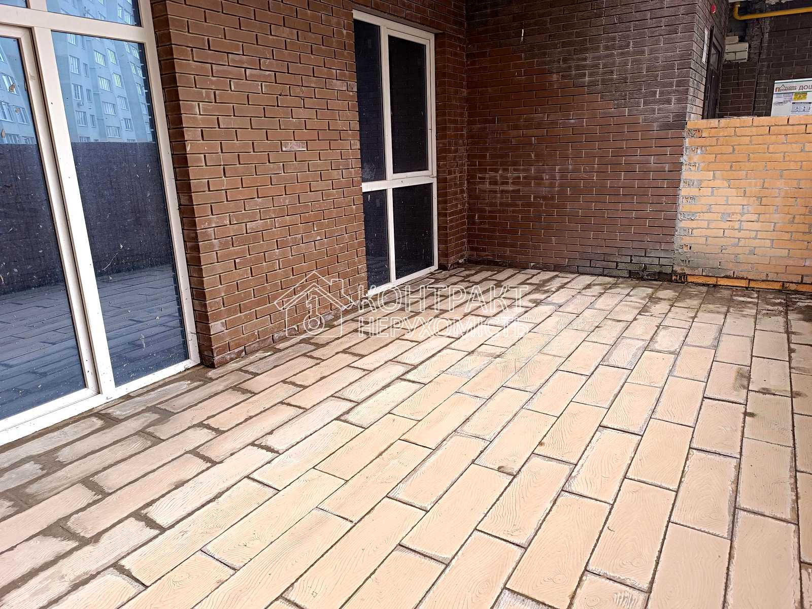 1865889375986453