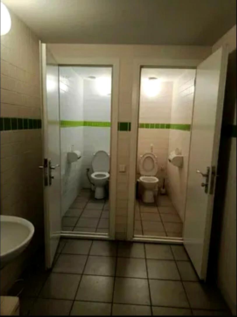 1865889945026859