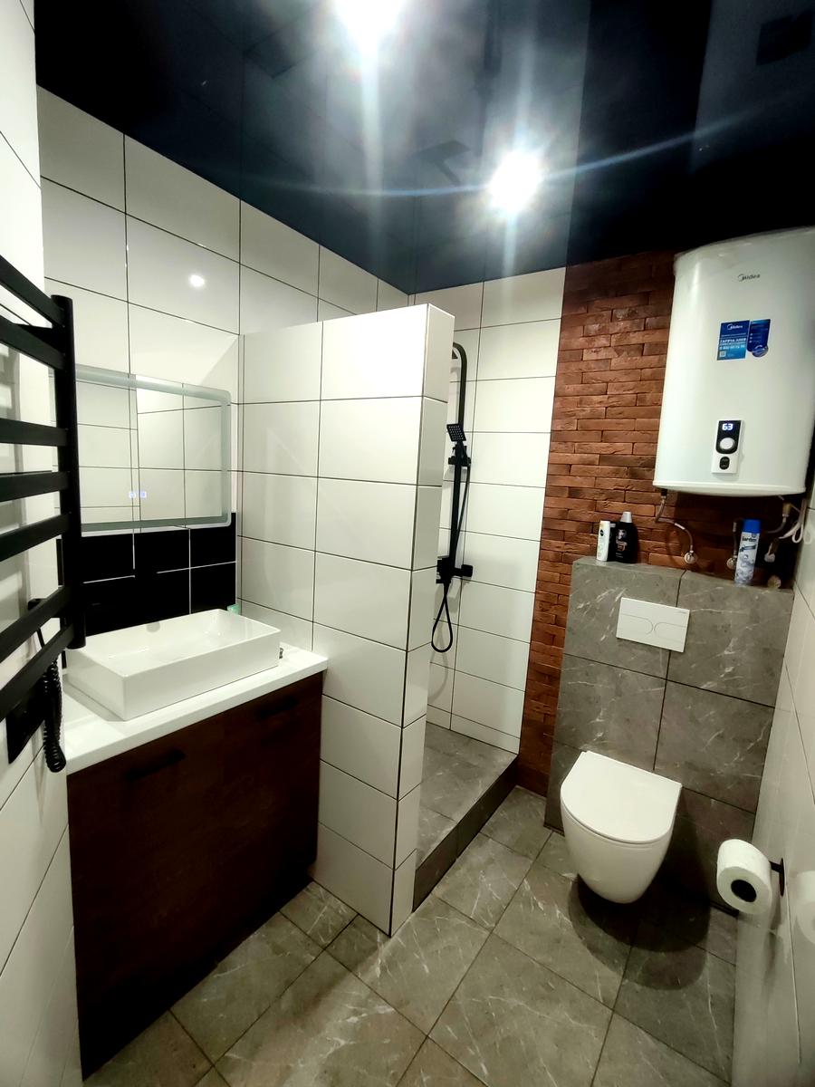 1865890134869817