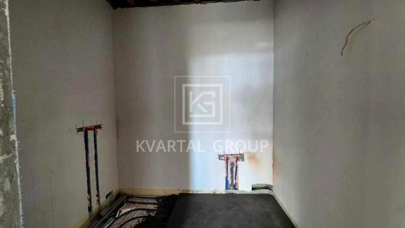 1865890285642500