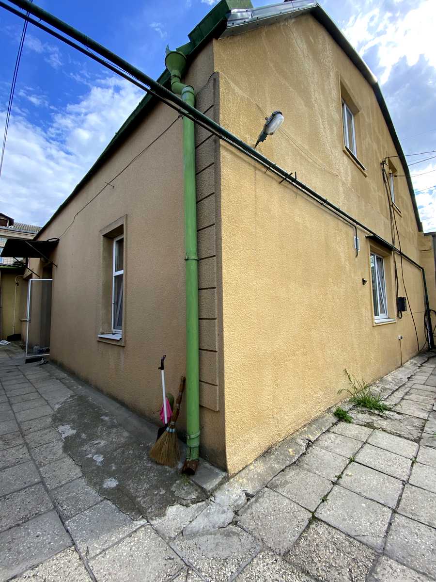 1865891944760142