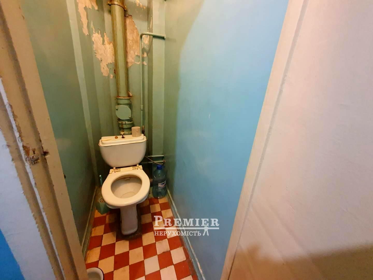 1865897032621955