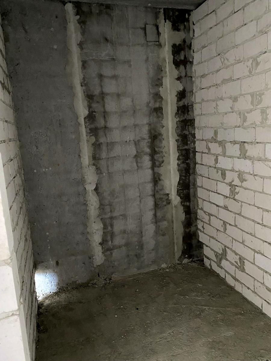 1865950467451956