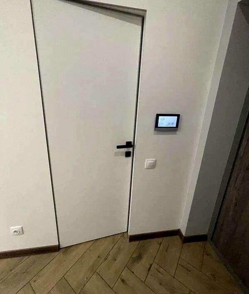 1865965359183234