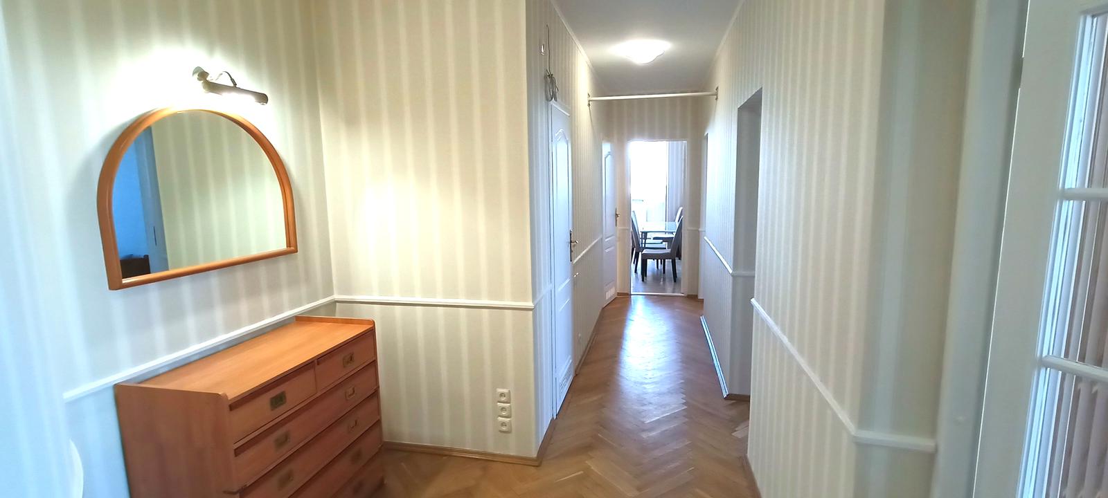 1865969029669844