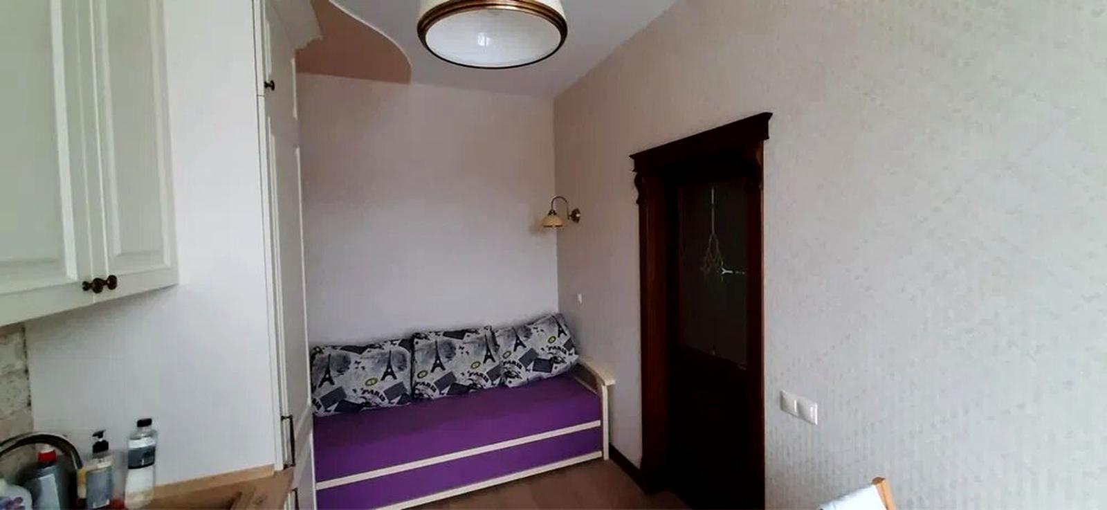 1865973339003241
