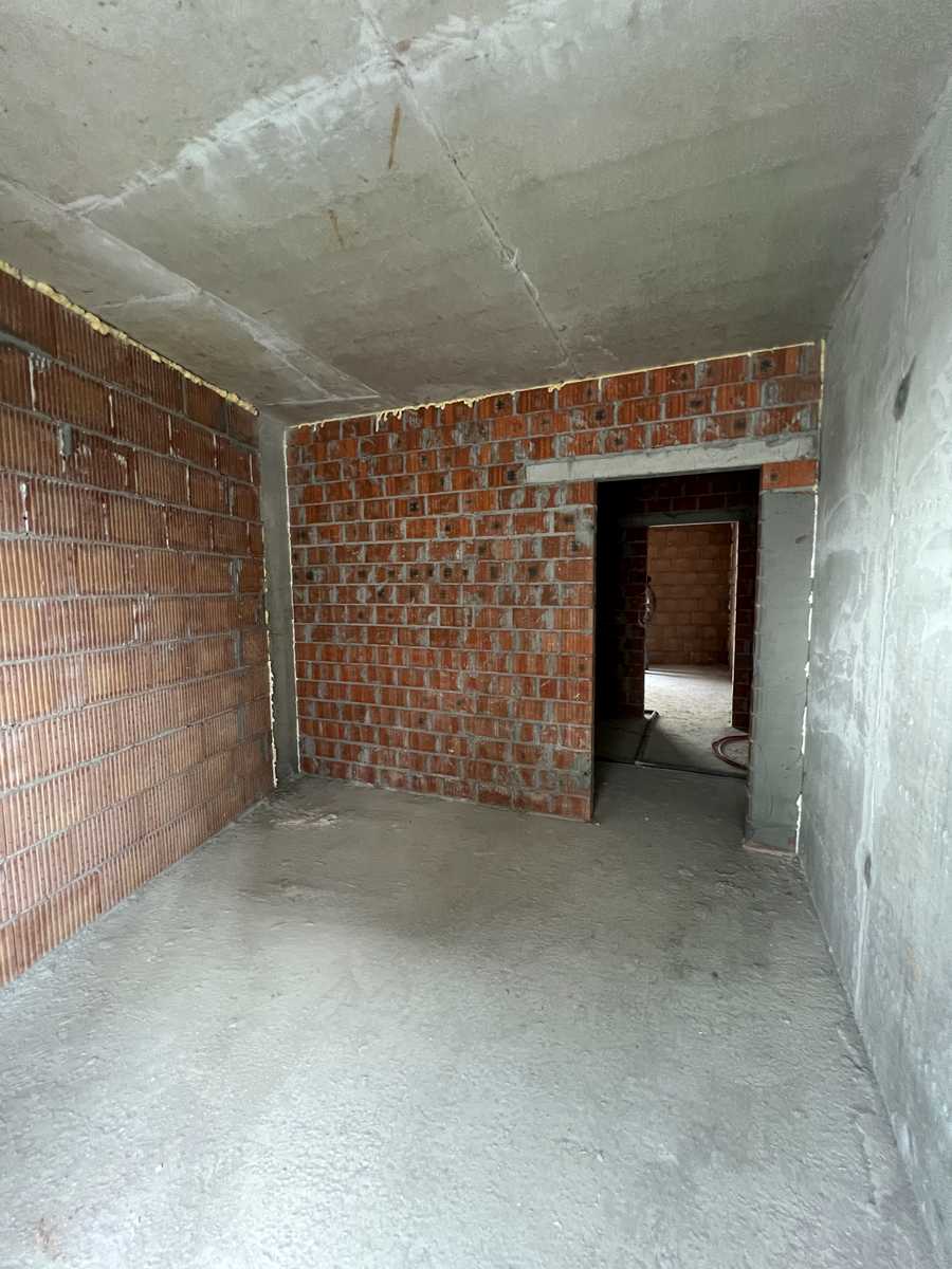 1865981551680455