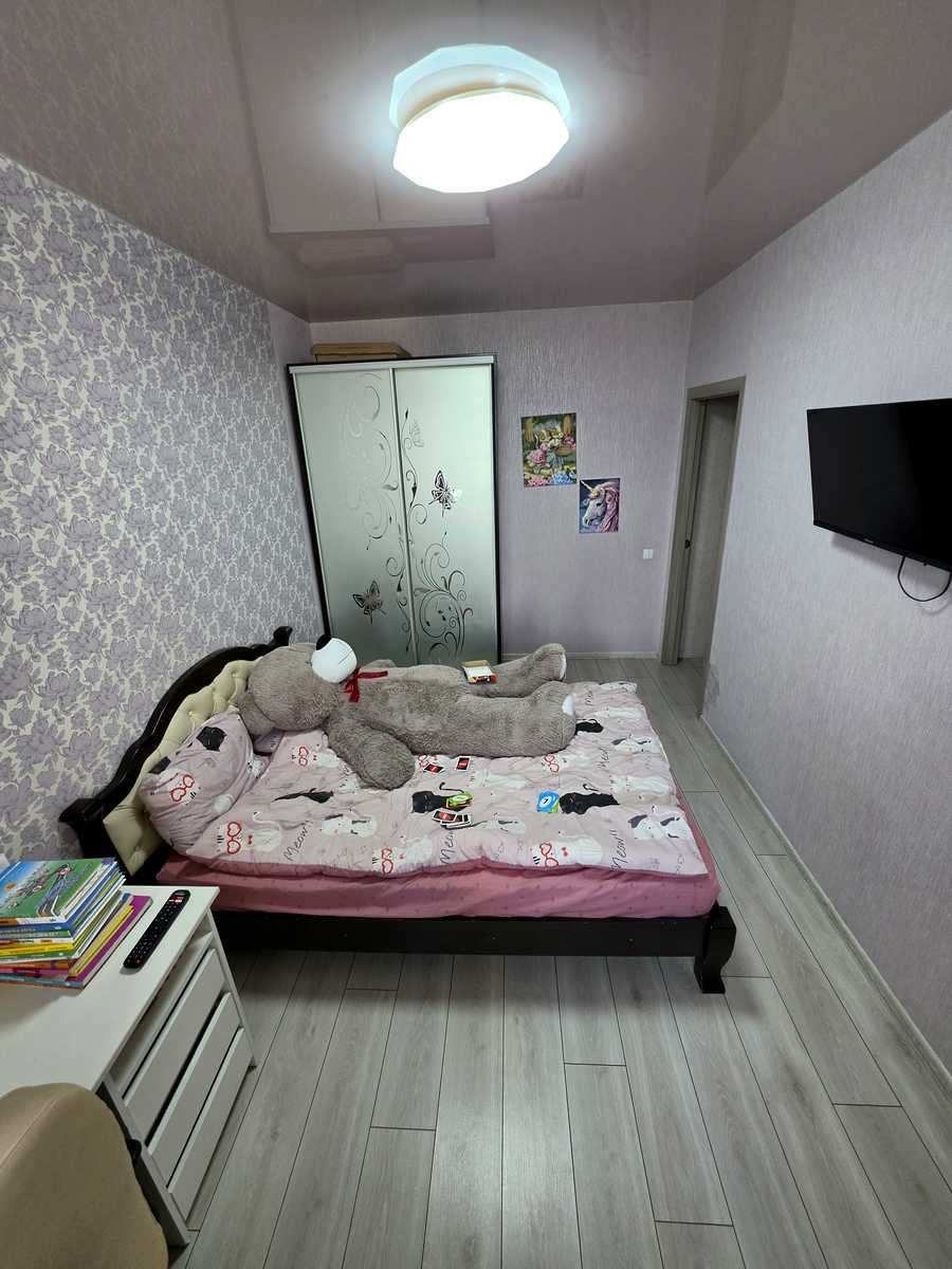 1865988144001318