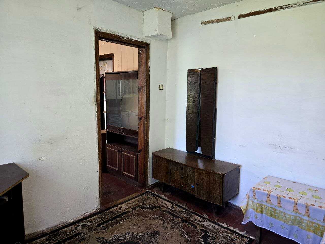 1865997644218432