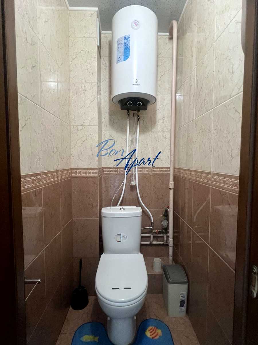 1866067412428351