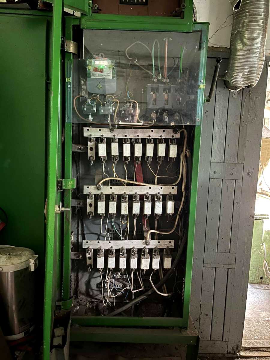 1866072024390231