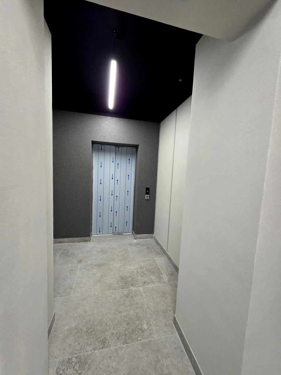 1866083697643387