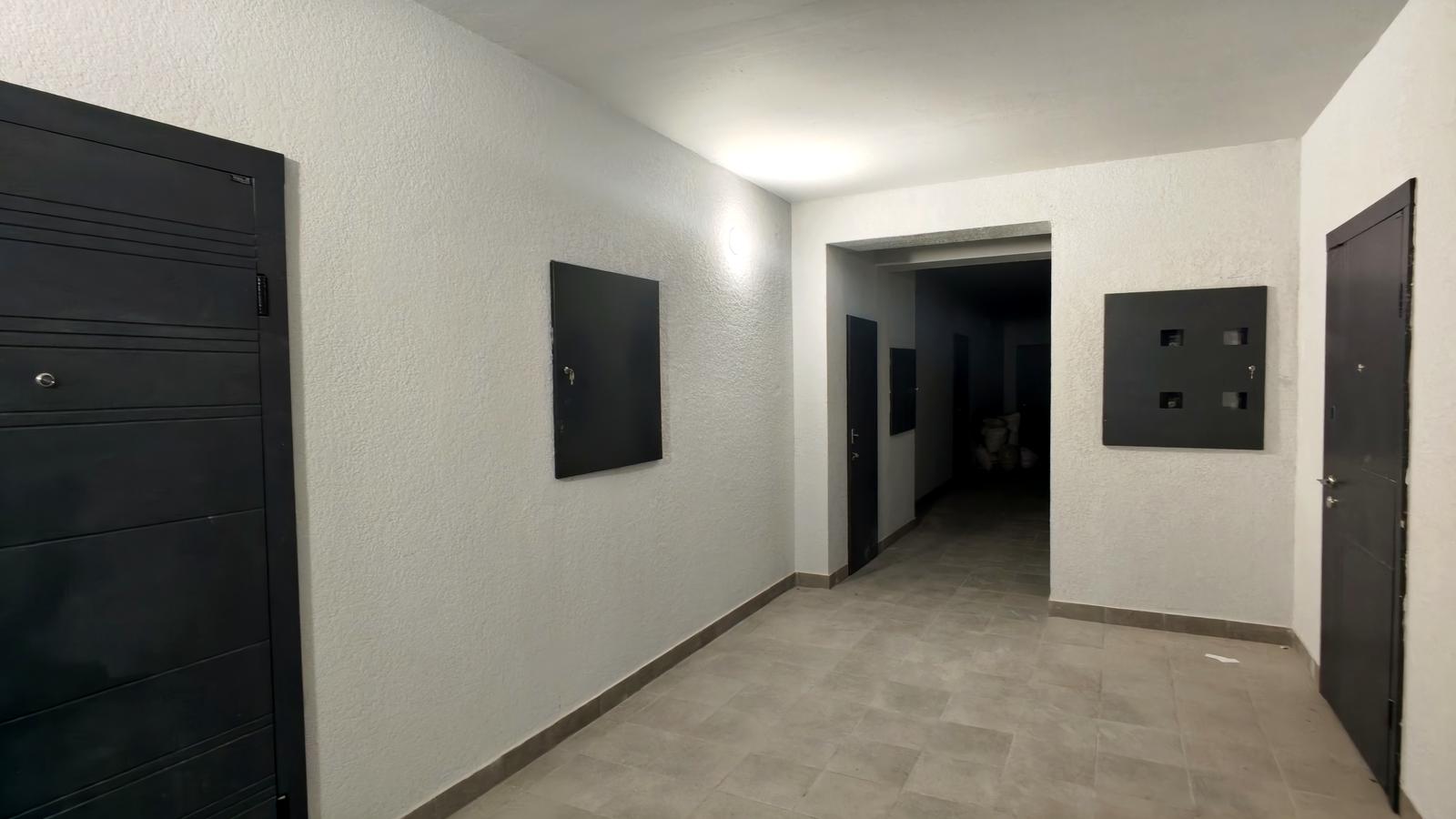 1866085932812660