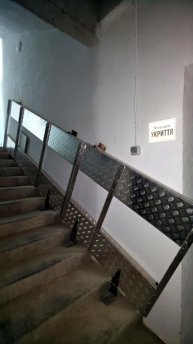 1866085936737573