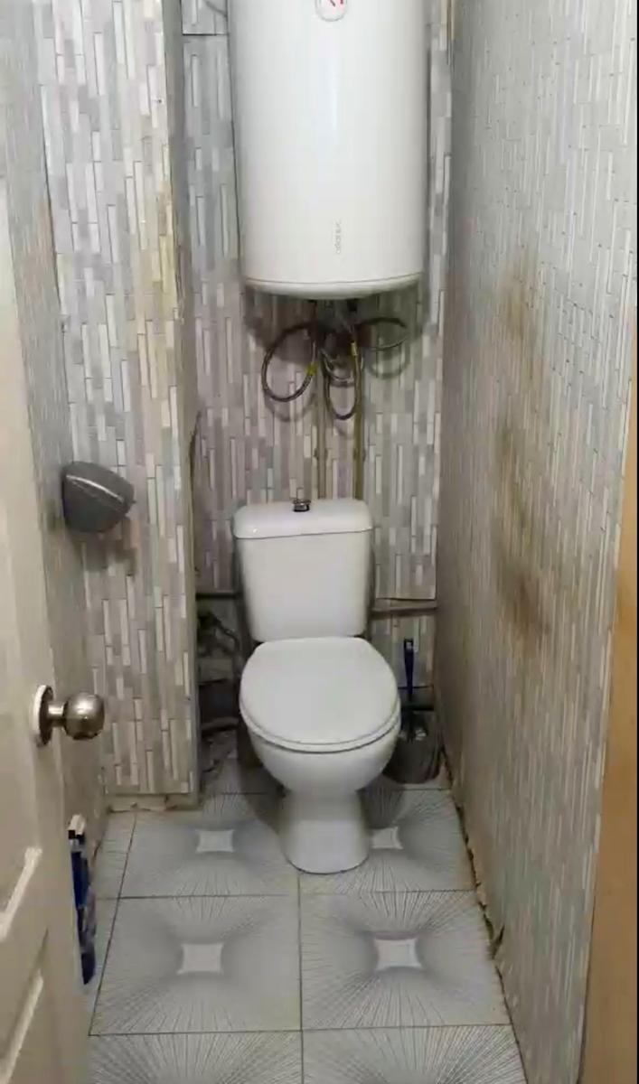 1866097103200599