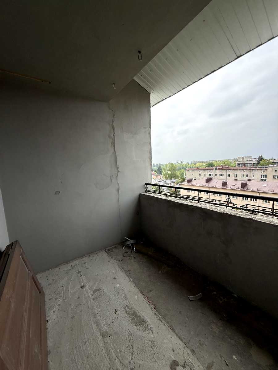 1866099611033924