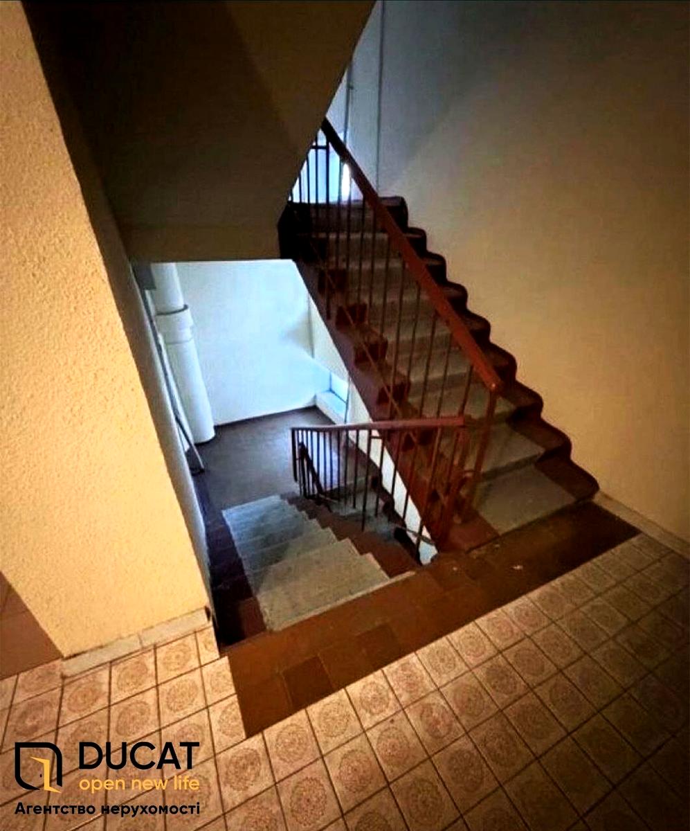 1866102598716045