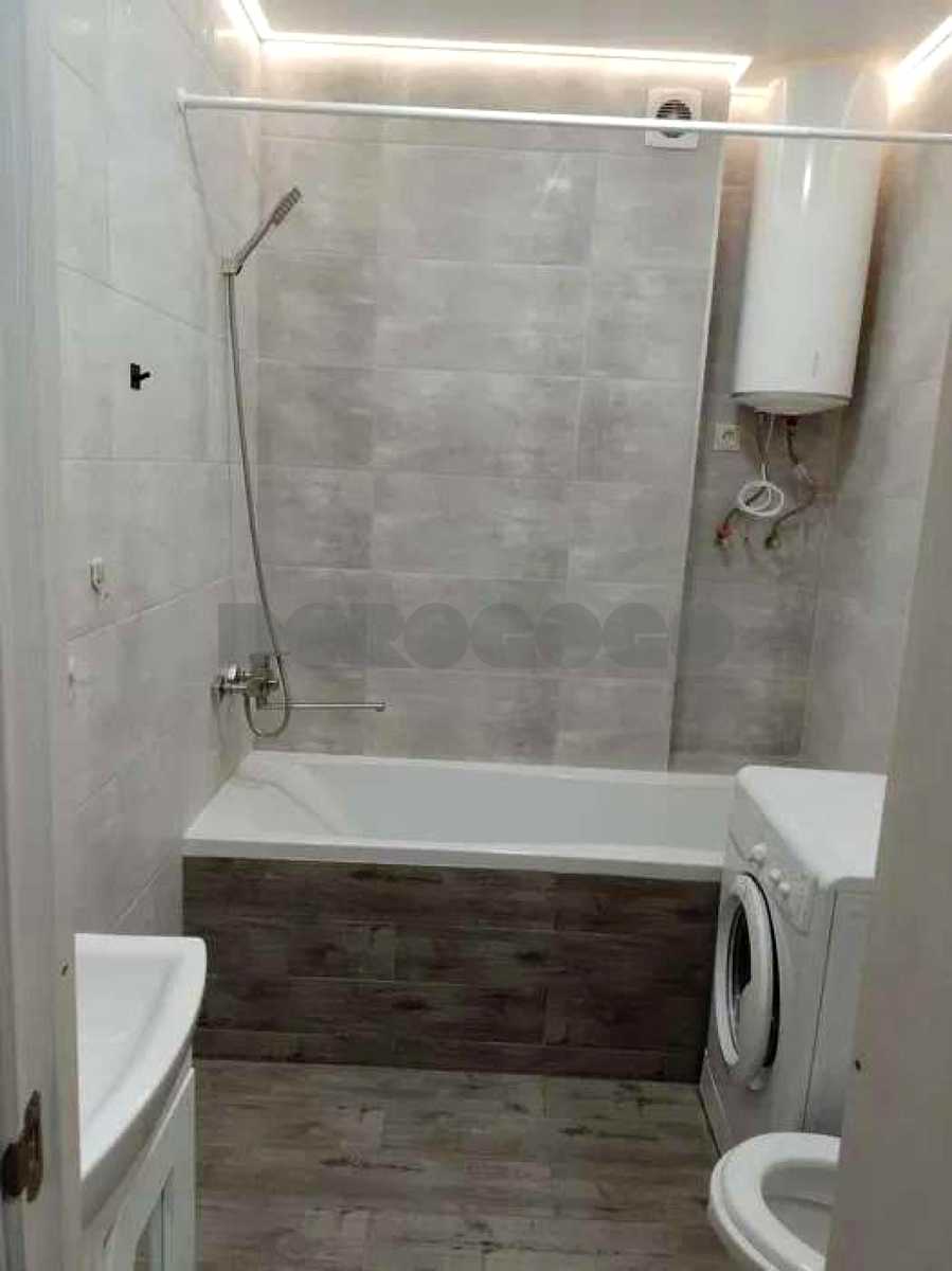 1866108257931818