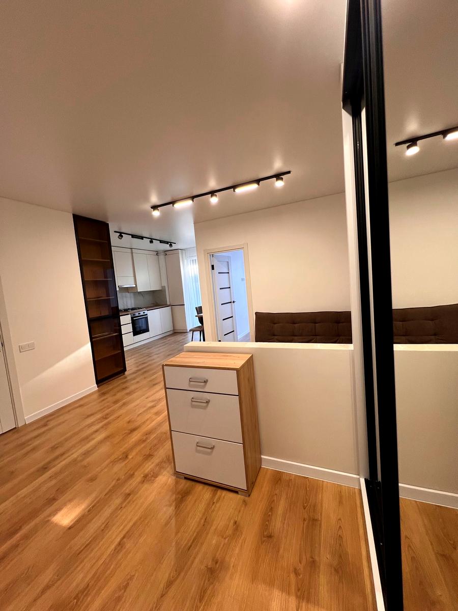 1866147437095950