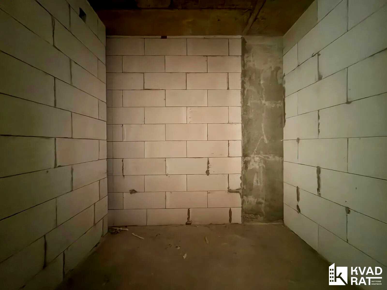 1866148561536641