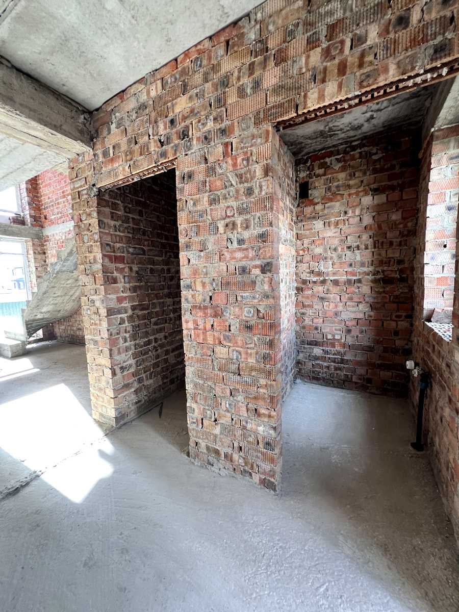 1866152268112564
