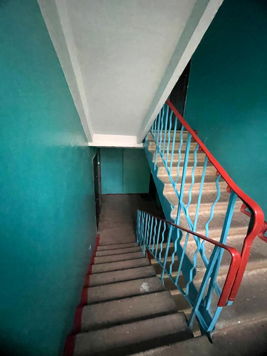 1866152780672285