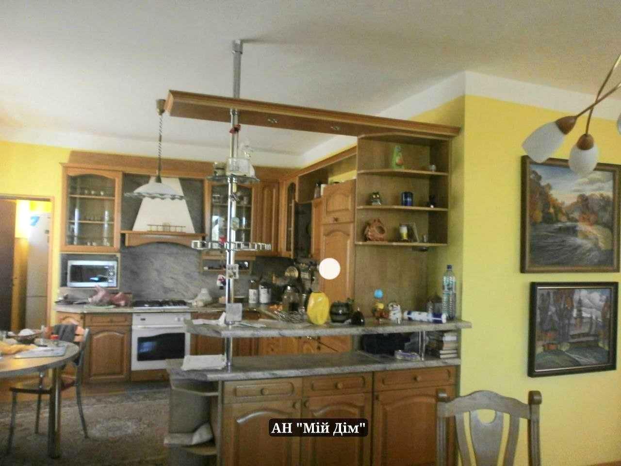 1866153731927253