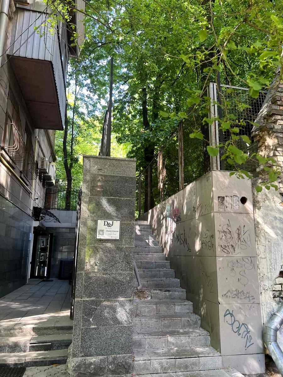1866154509834018