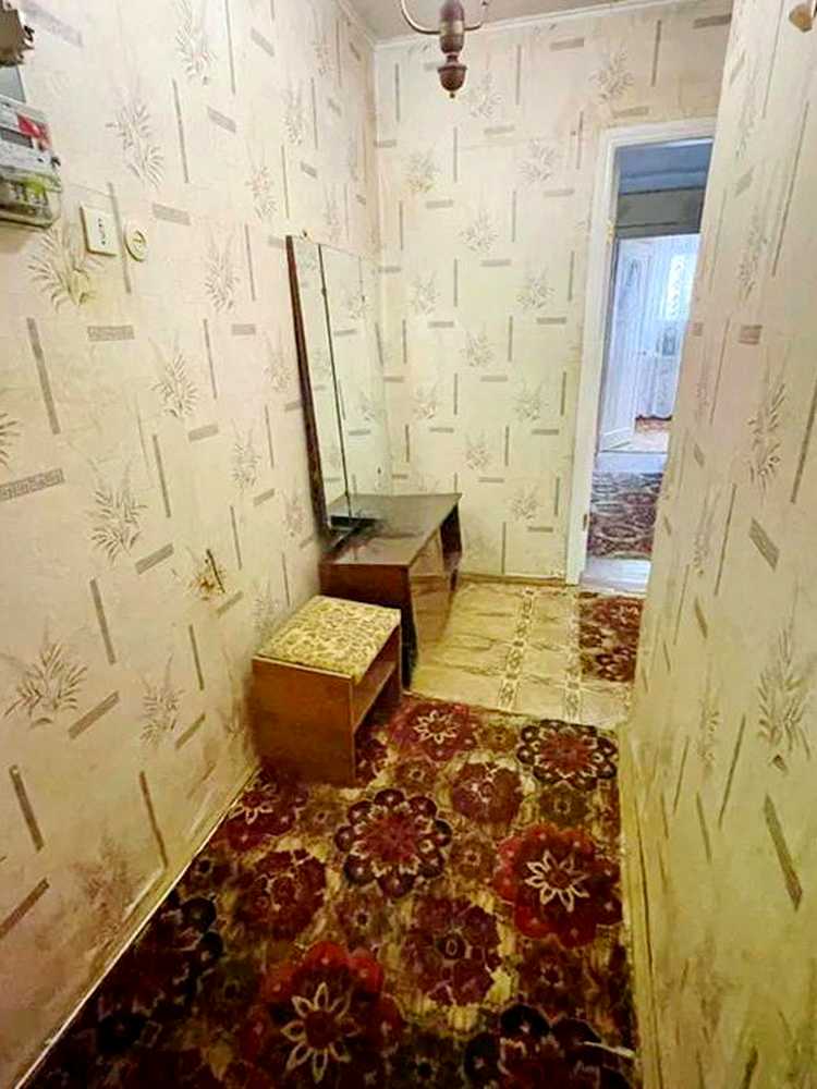 1866159678702473