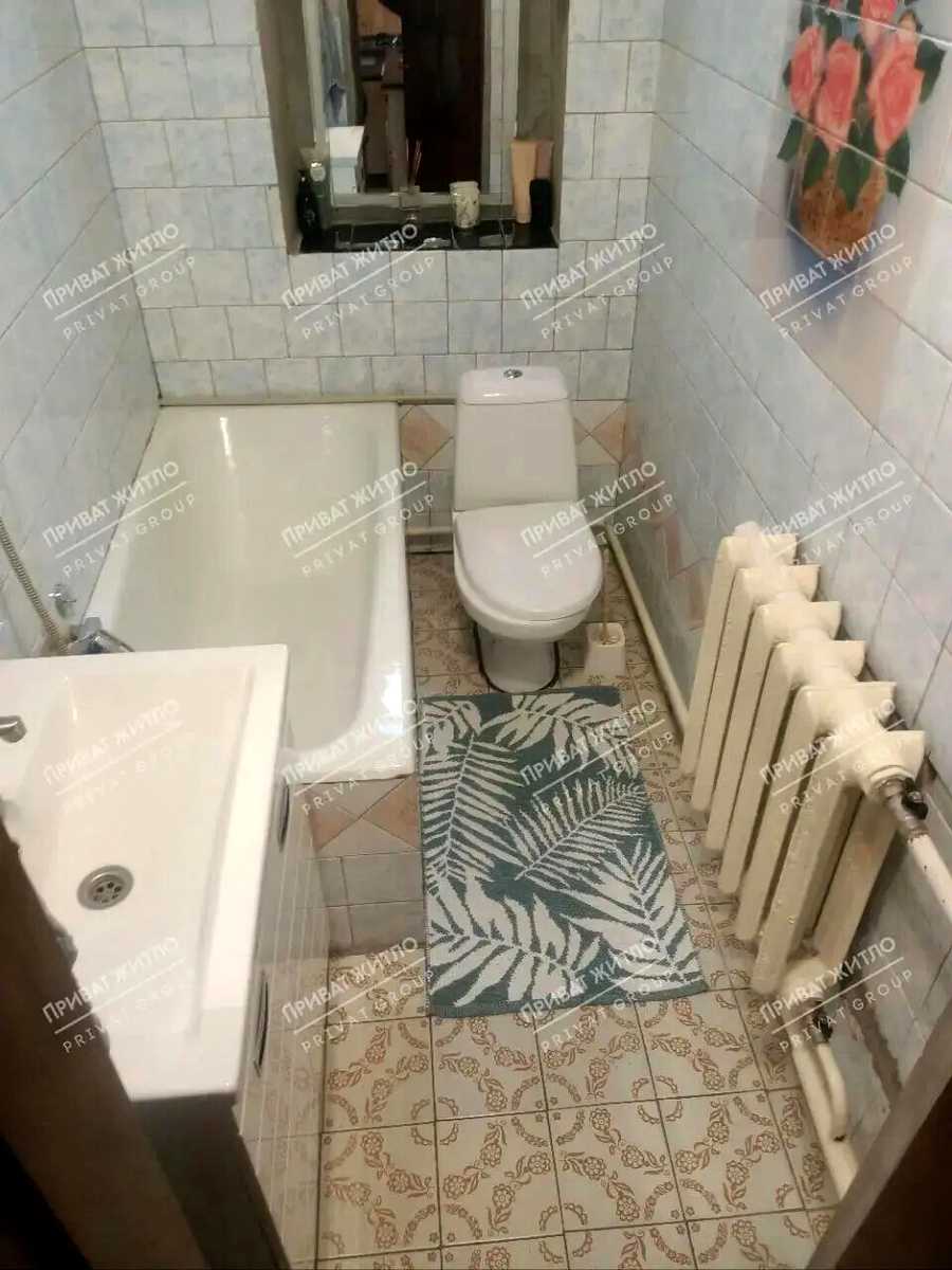 1866163667470631