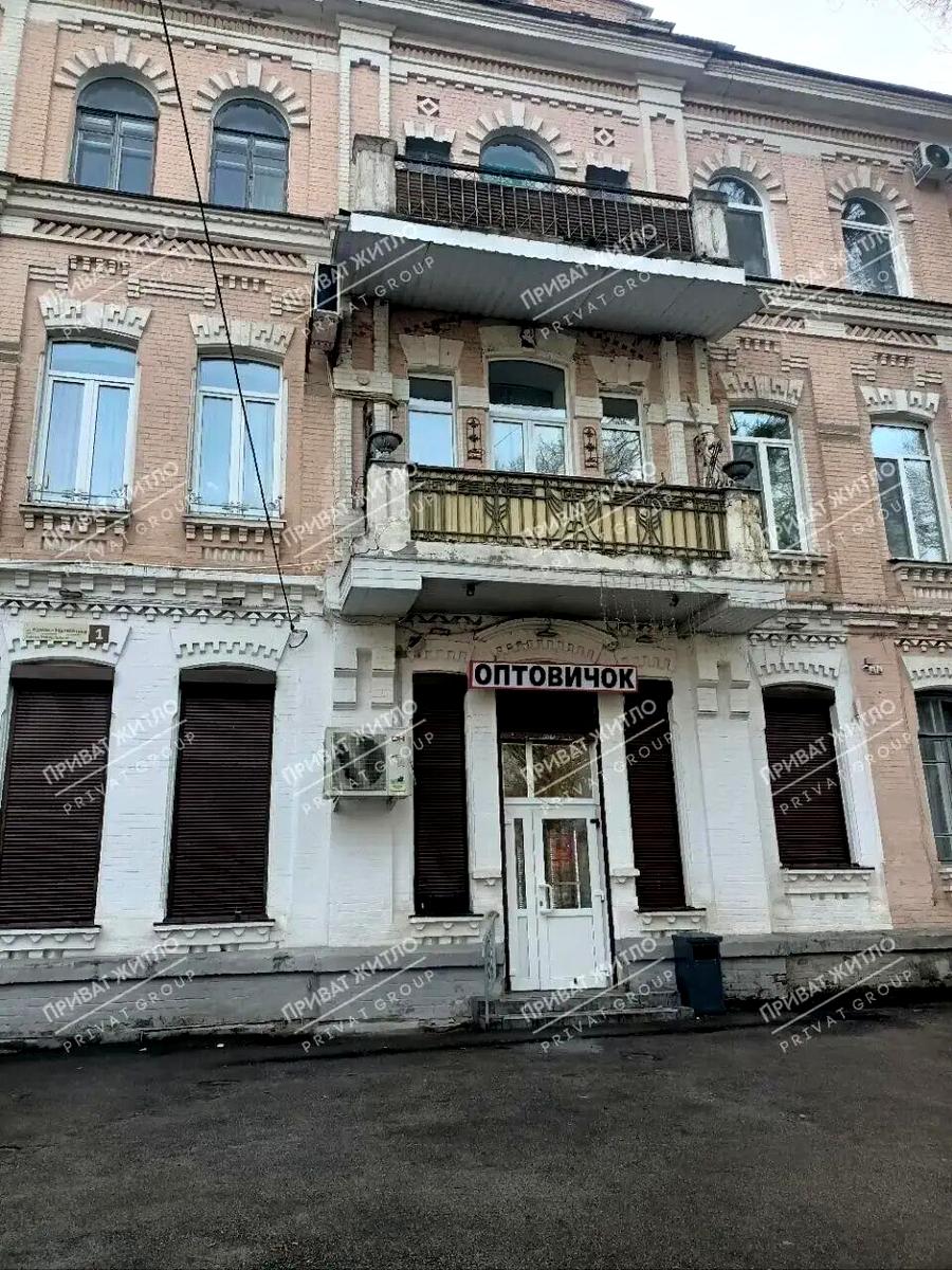 1866164532586878