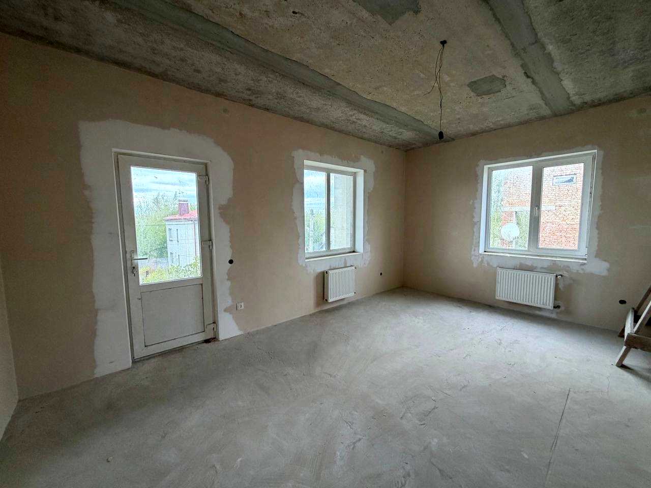 1866165953519360