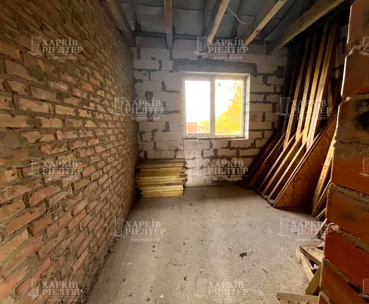 1866169606535523