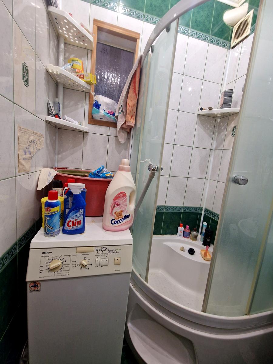 1866169665701659