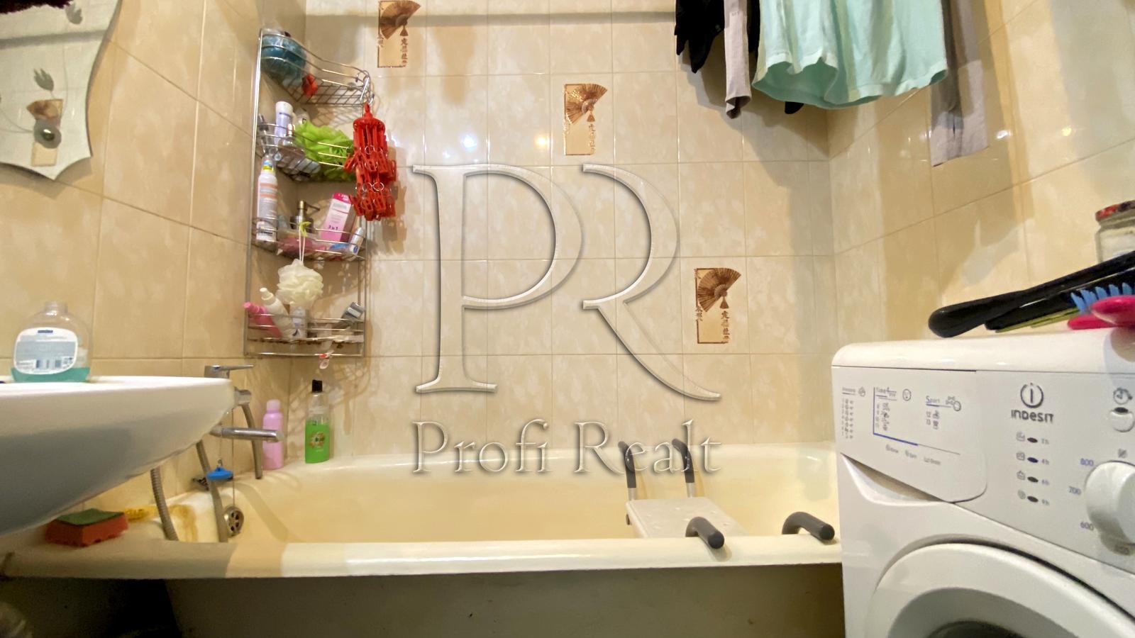 1866173326277593