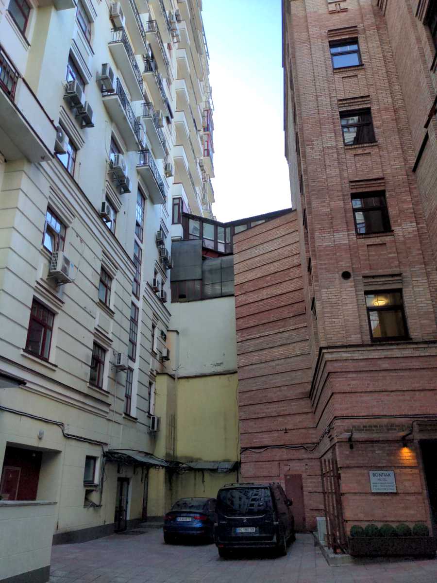 1866188080595260