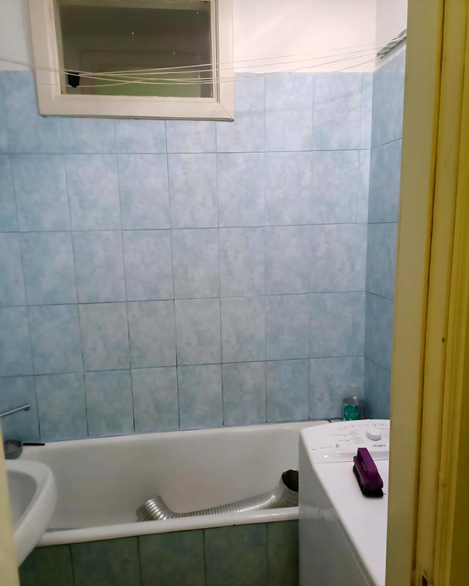 1866237213004789